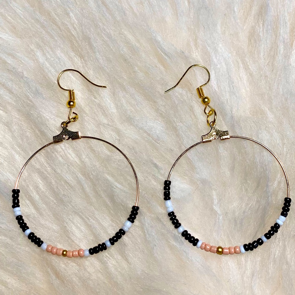 Handmade Earrings 🤍